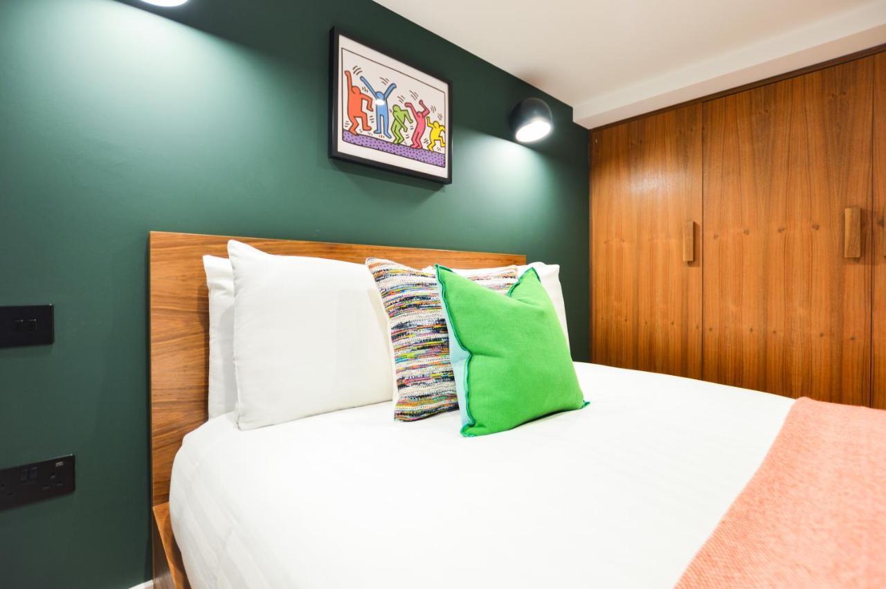 Spacious West Hampstead Apartment With Mezzanine Bedroom By Concept Apartments ロンドン エクステリア 写真