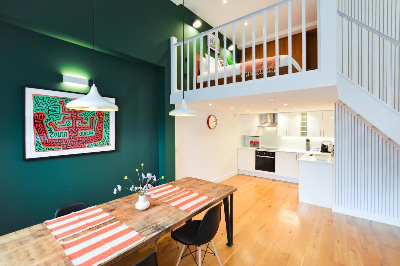 Spacious West Hampstead Apartment With Mezzanine Bedroom By Concept Apartments ロンドン エクステリア 写真